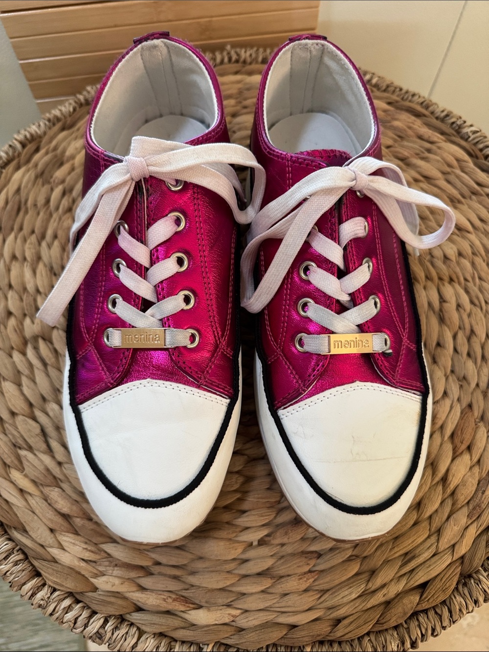 Menina Metallic Pink Sneakers